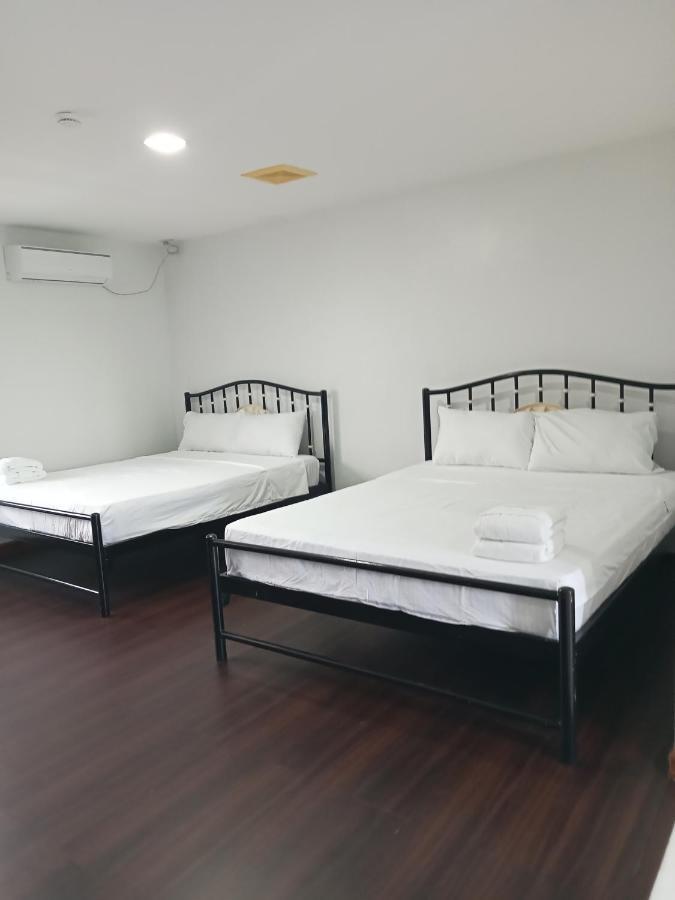 Playa Alba Beach Front And Resort San Antonio  Bagian luar foto